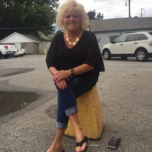 Meet your Posher, Lori